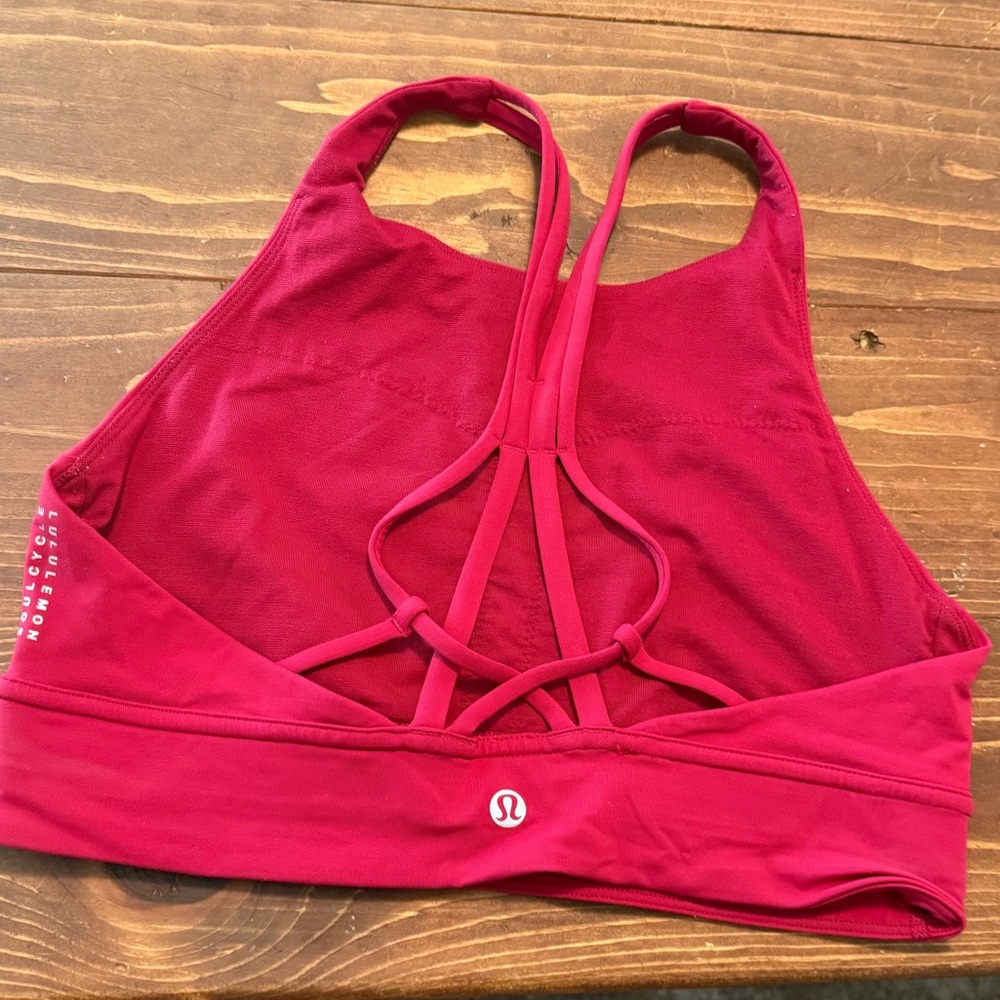Lululemon sports bra size 8